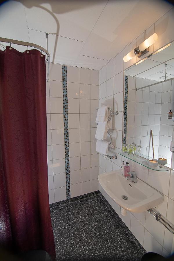 Hotell Station Skinnskatteberg Kültér fotó