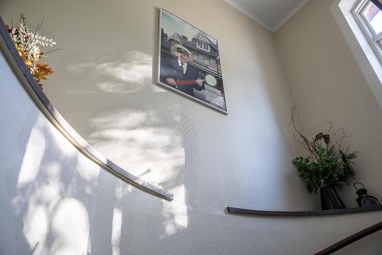 Hotell Station Skinnskatteberg Kültér fotó