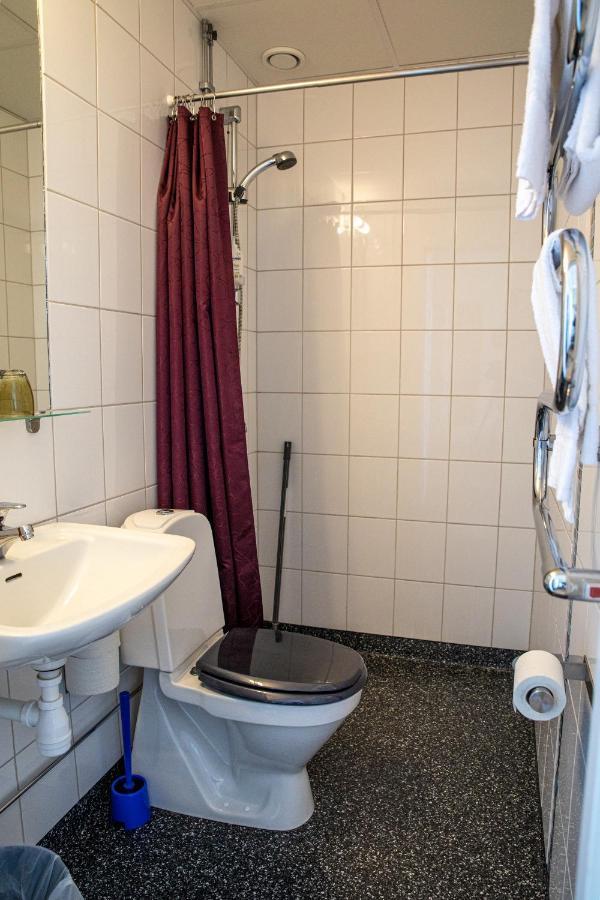 Hotell Station Skinnskatteberg Kültér fotó
